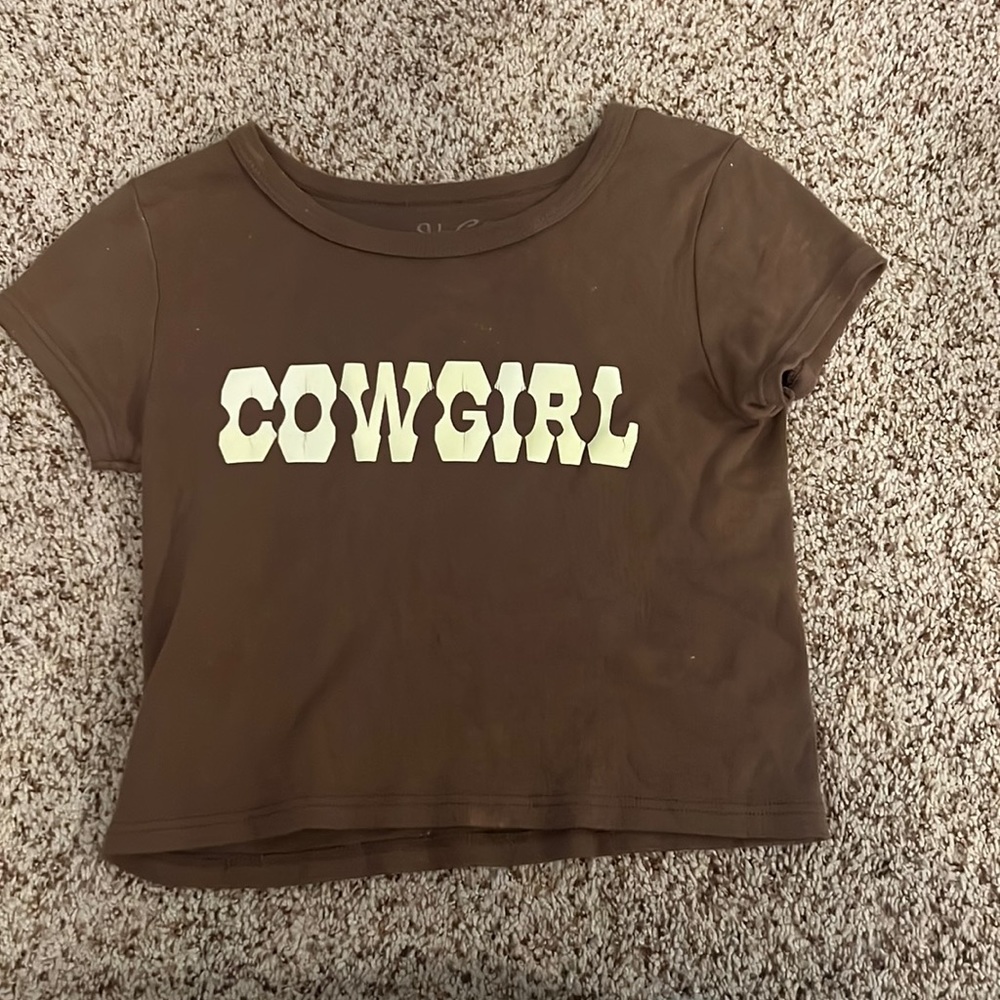 Brandy melville cowgirl brown tshirt